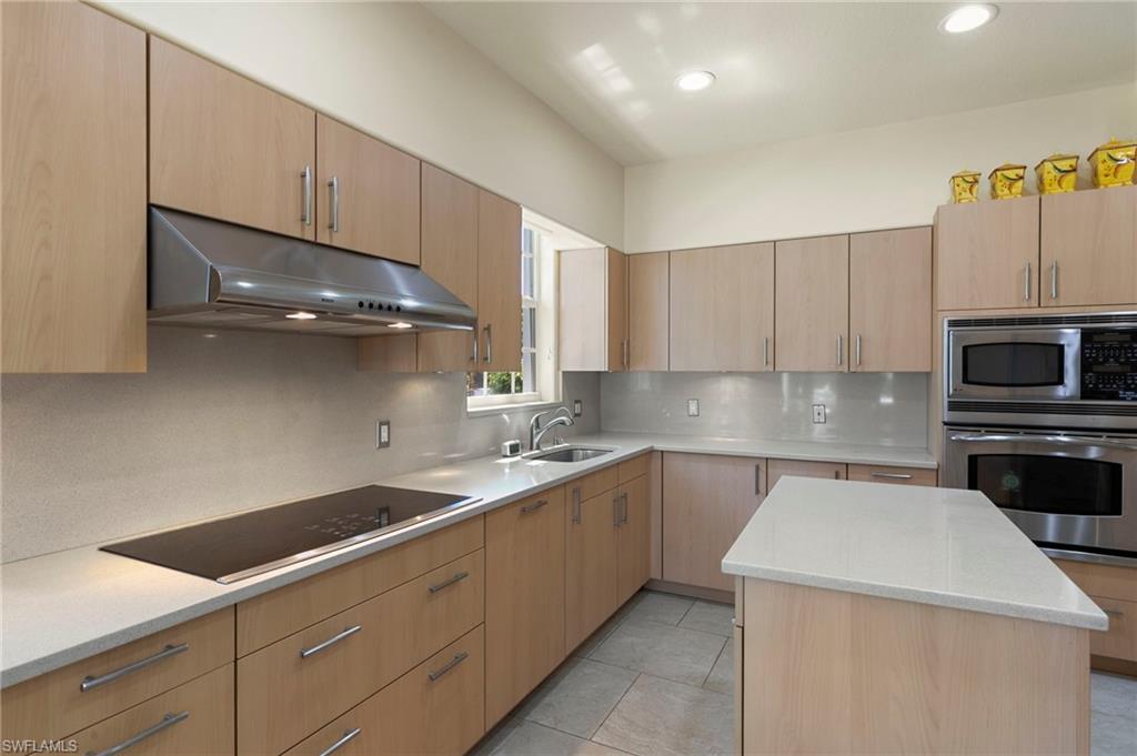 YACHT HARBOUR COVE - Residential
