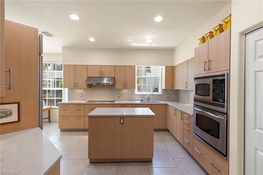 YACHT HARBOUR COVE - Residential