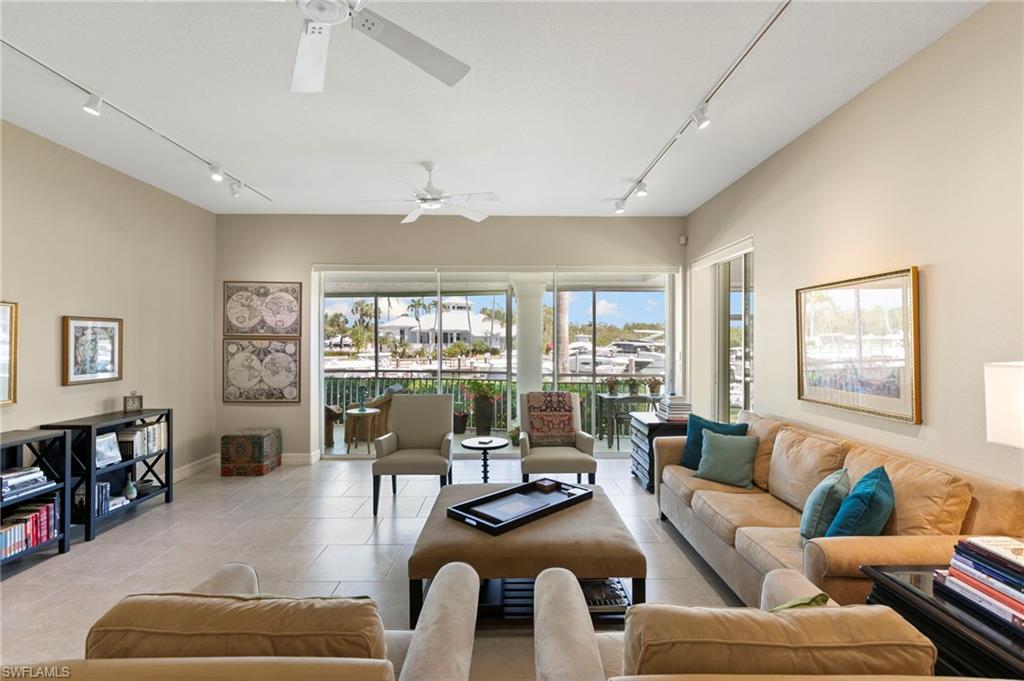 YACHT HARBOUR COVE - Residential