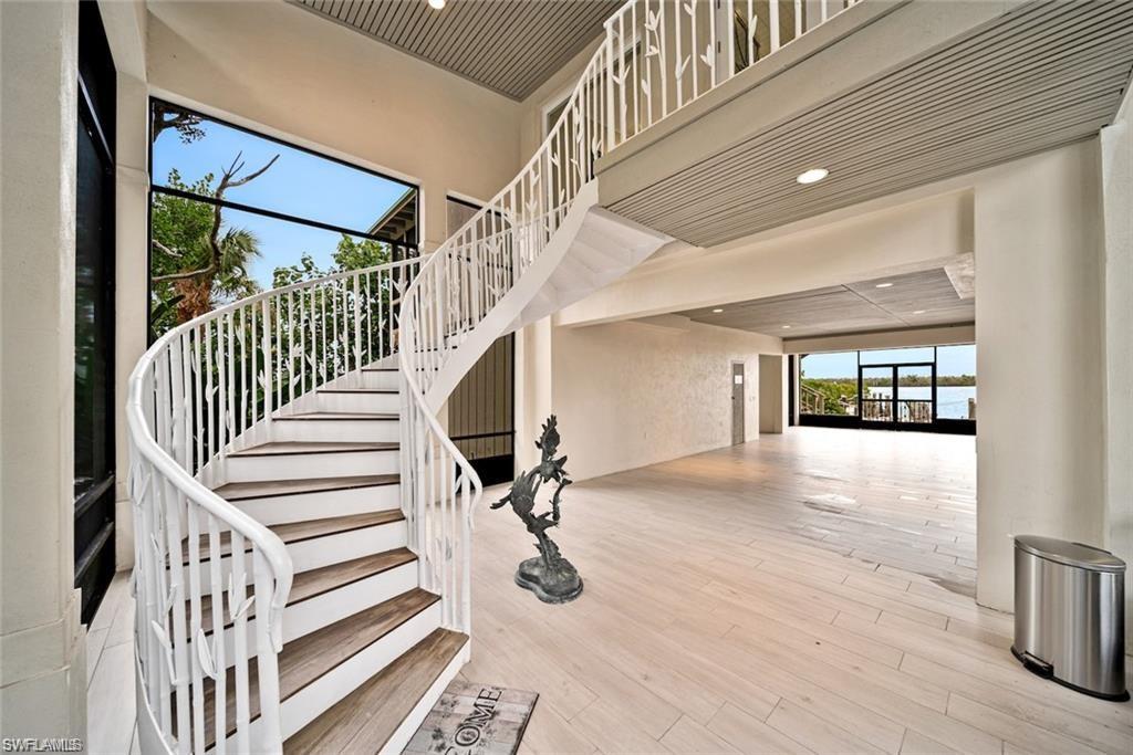 16979 Captiva DR