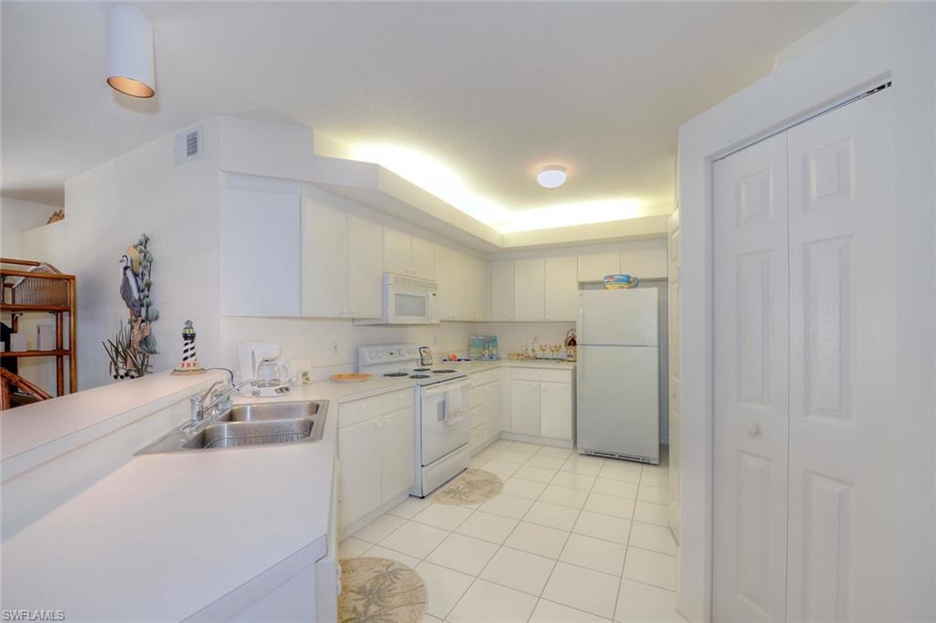 LIGHTHOUSE BAY - Residential