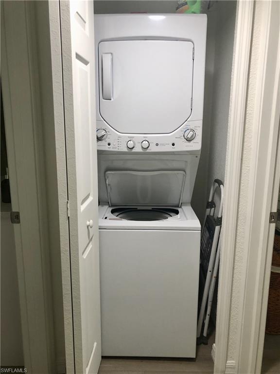 DAVIS WOODS CONDOMINIUM - Residential