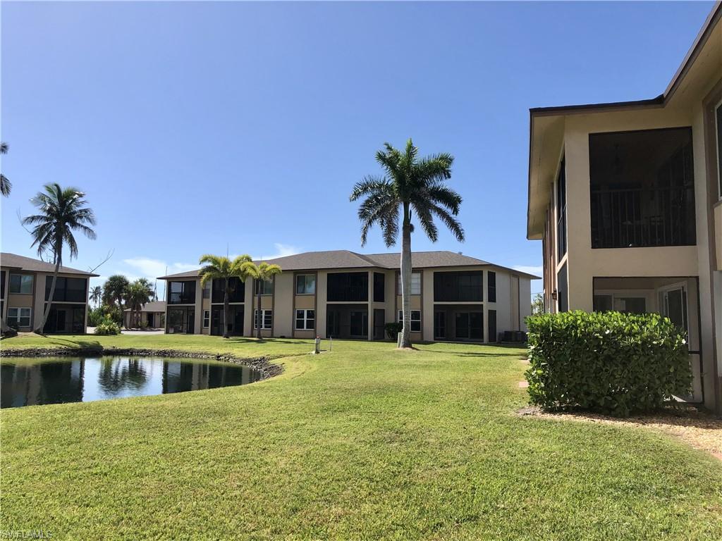 DAVIS WOODS CONDOMINIUM - Residential