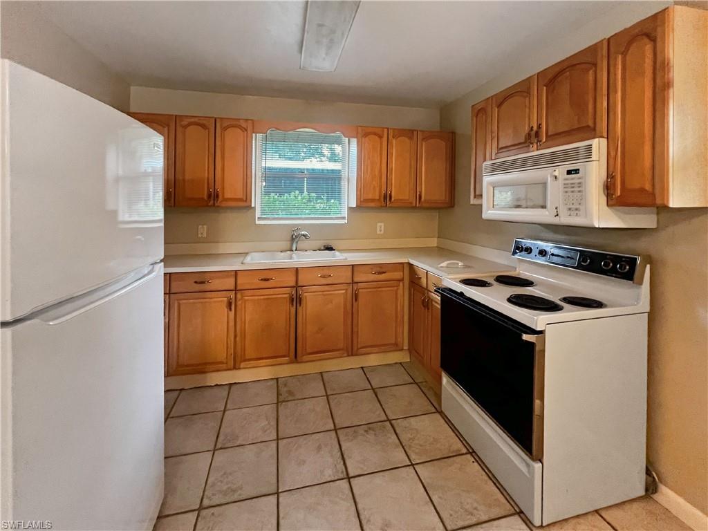 HEITMANS - Residential Lease