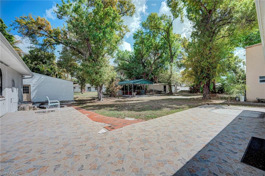 NORTH FORT MYERS - Residential