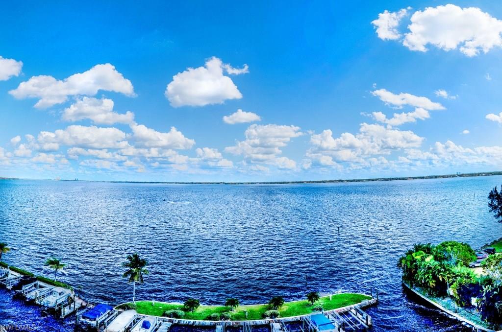 PARKSIDE CONDO - Residential