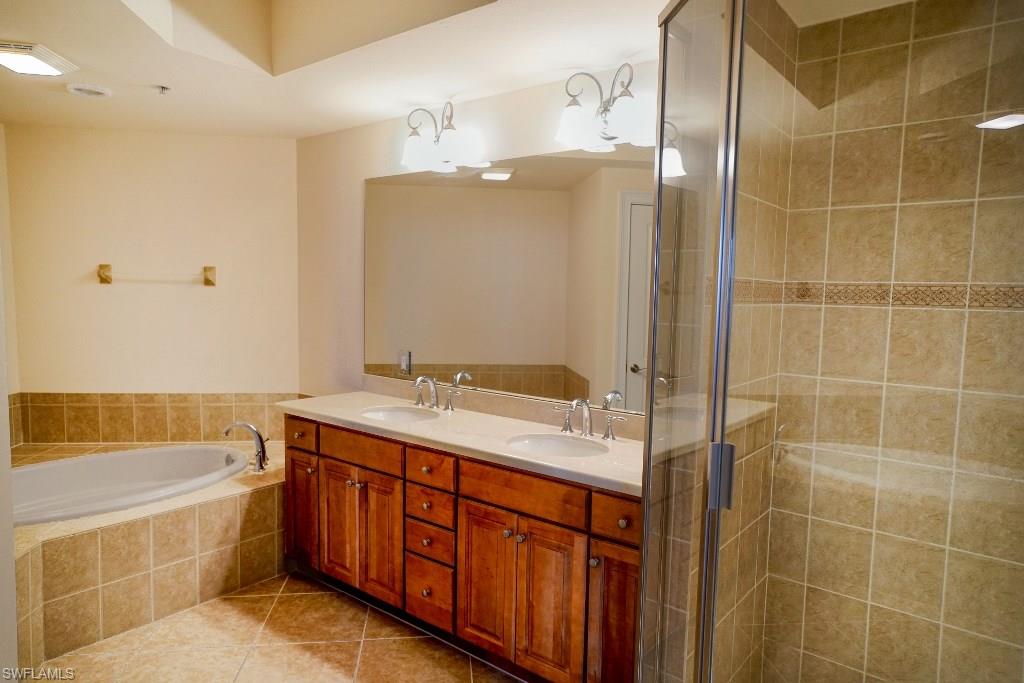 PARKSIDE CONDO - Residential