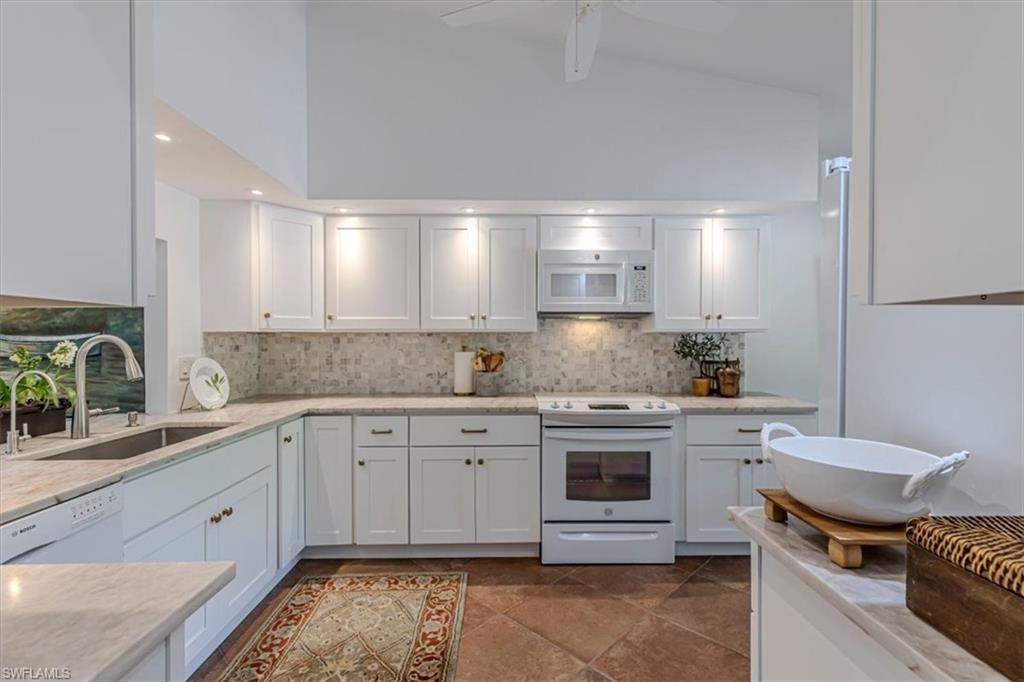 SANDY PINES - Residential