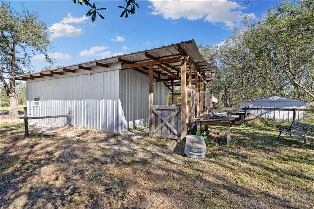 TALL PINES - Residential