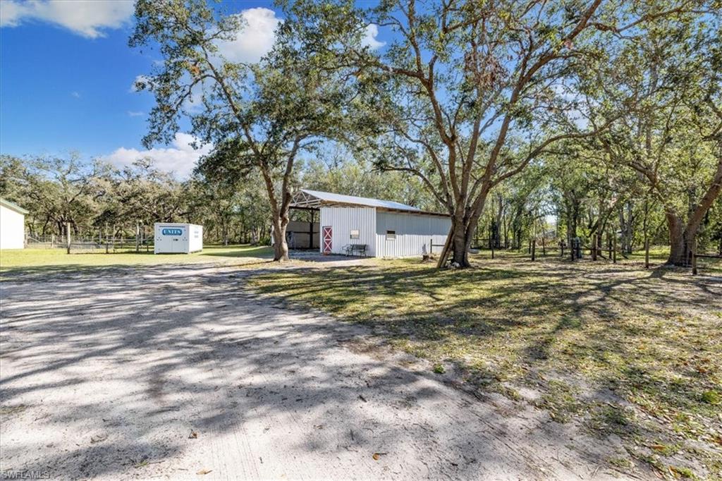 TALL PINES - Residential