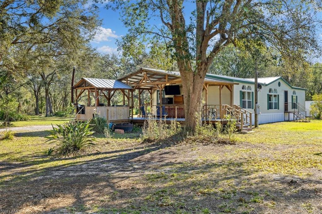 TALL PINES - Residential