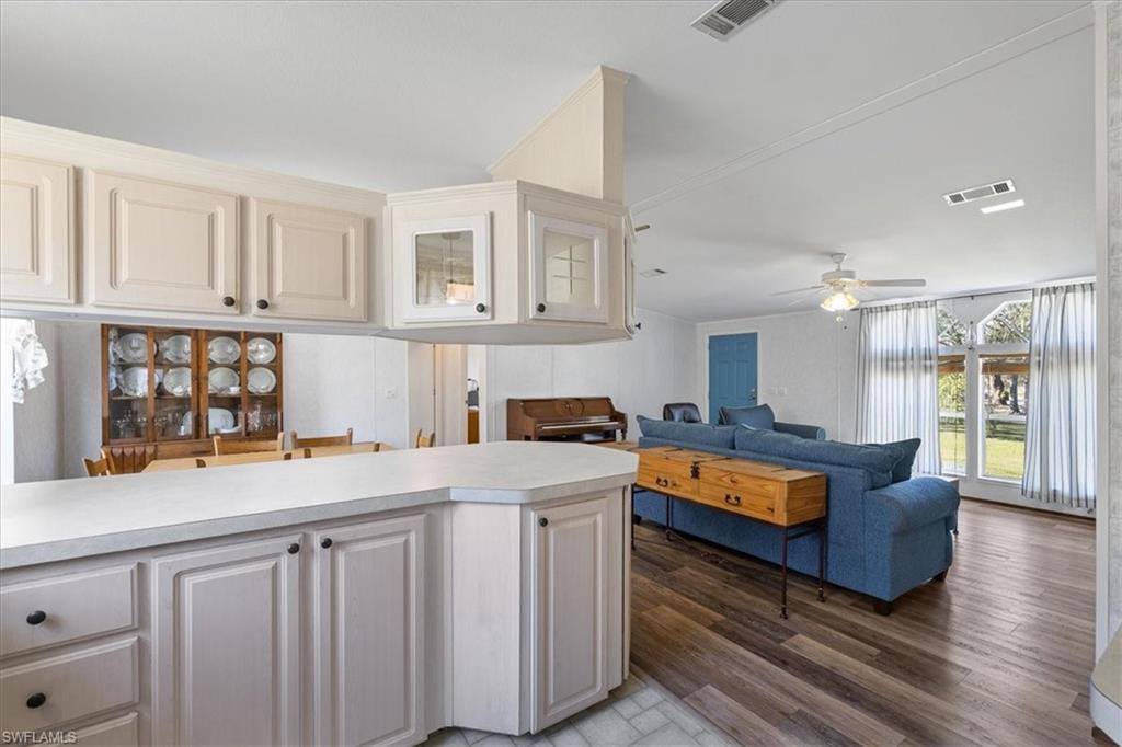 TALL PINES - Residential