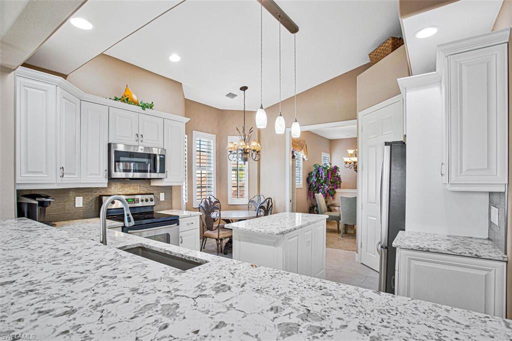 CHAMPIONS - Residential