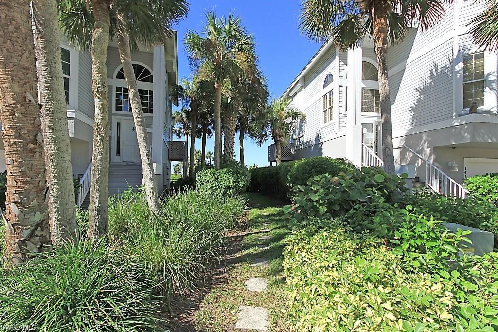 VILLAS AT BAREFOOT BEACH - Residential