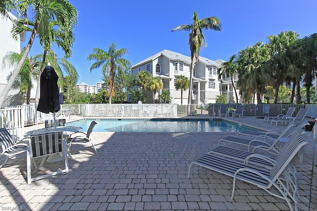 VILLAS AT BAREFOOT BEACH - Residential