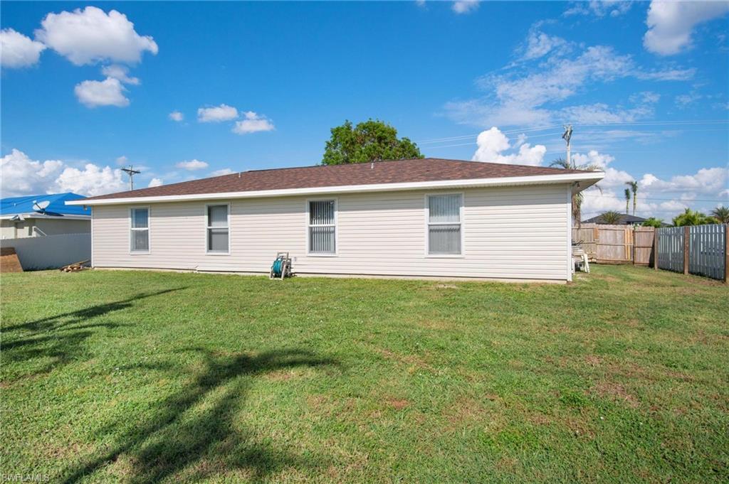 CAPE CORAL - Residential