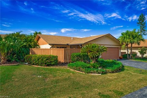 Ranch in FORT MYERS FL 6450 Royal Woods DR.jpg