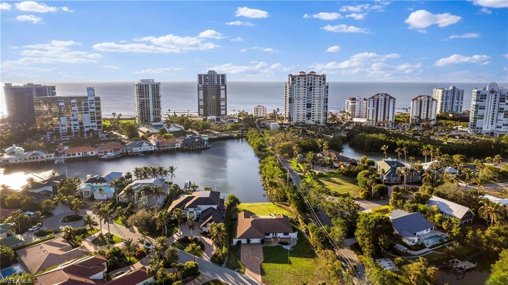 PARK SHORE - Residential