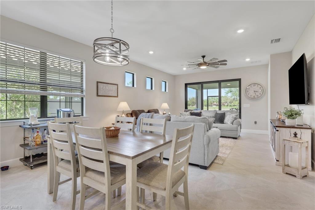 COUNTRY CLUB - Residential