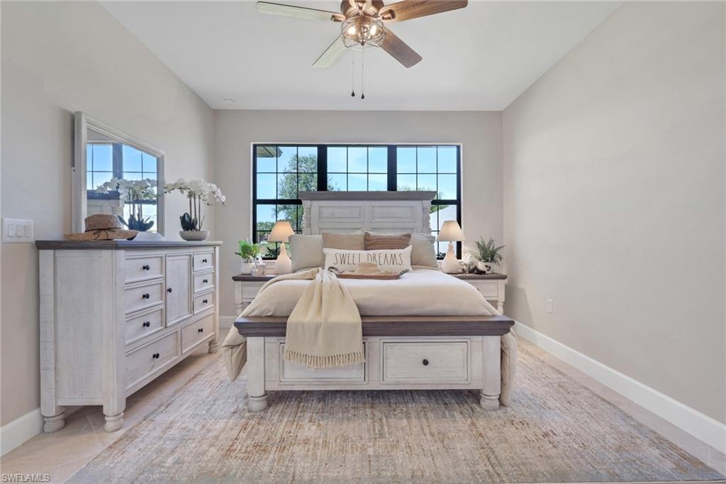 COUNTRY CLUB - Residential