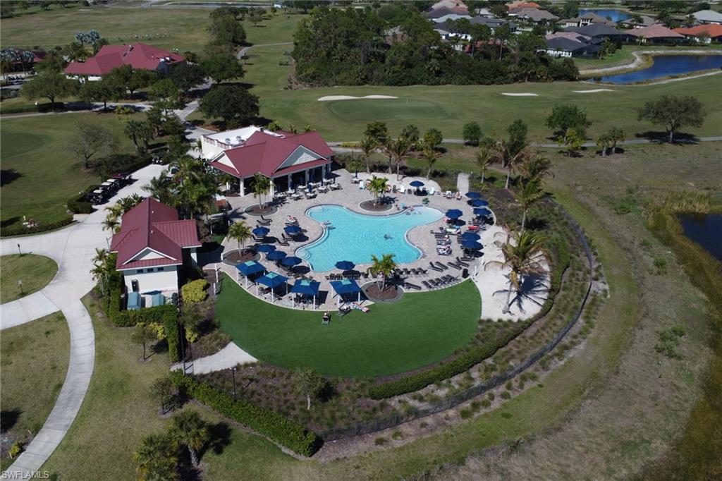 COUNTRY CLUB - Residential