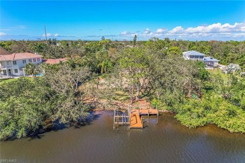 20684 Charing Cross CIR ESTERO FL 33928