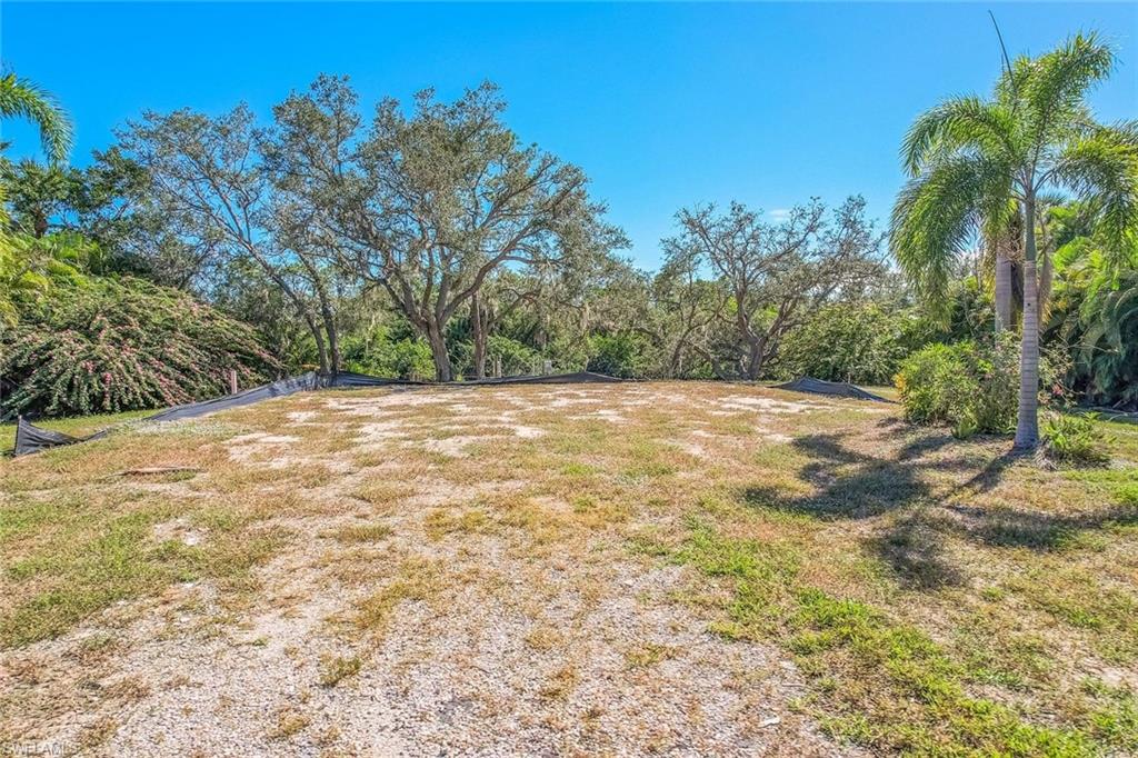 CRANBROOK HARBOR - Land