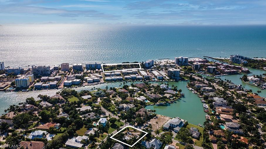 MOORINGS - Residential