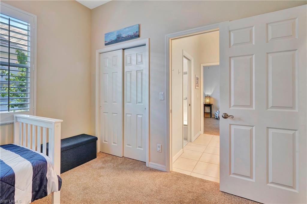 WILSHIRE LAKES - Residential