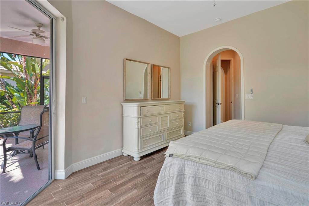 WILSHIRE LAKES - Residential