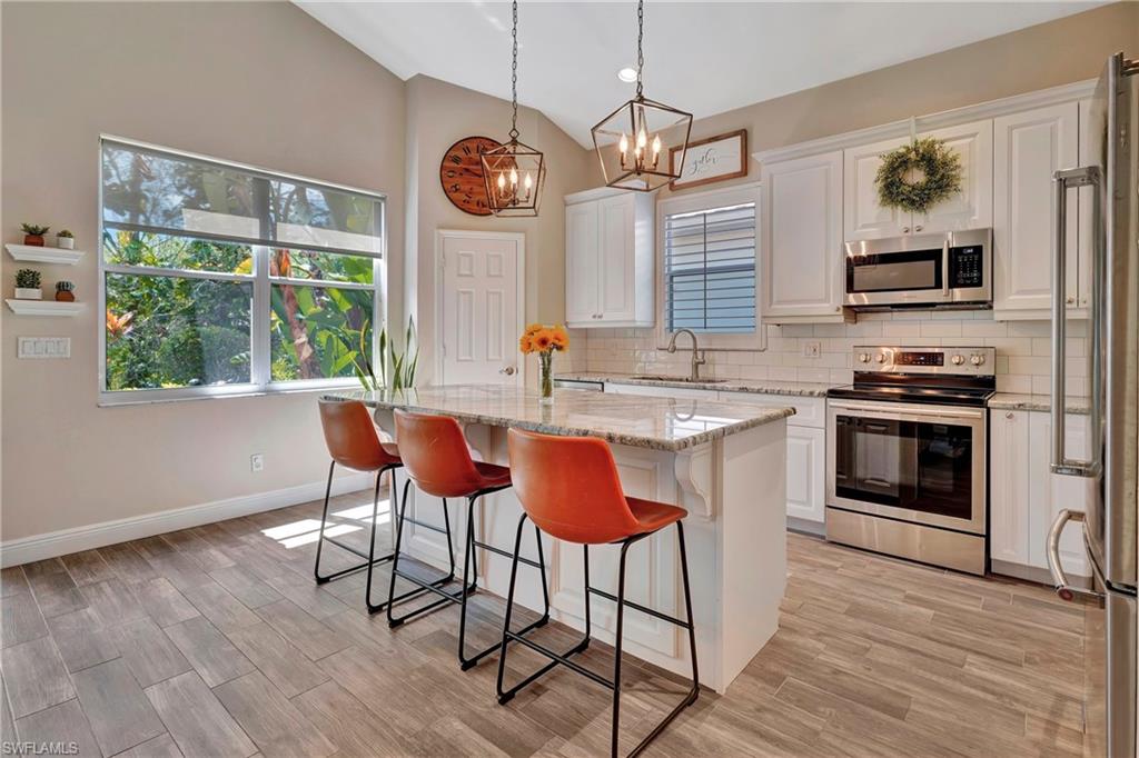 WILSHIRE LAKES - Residential