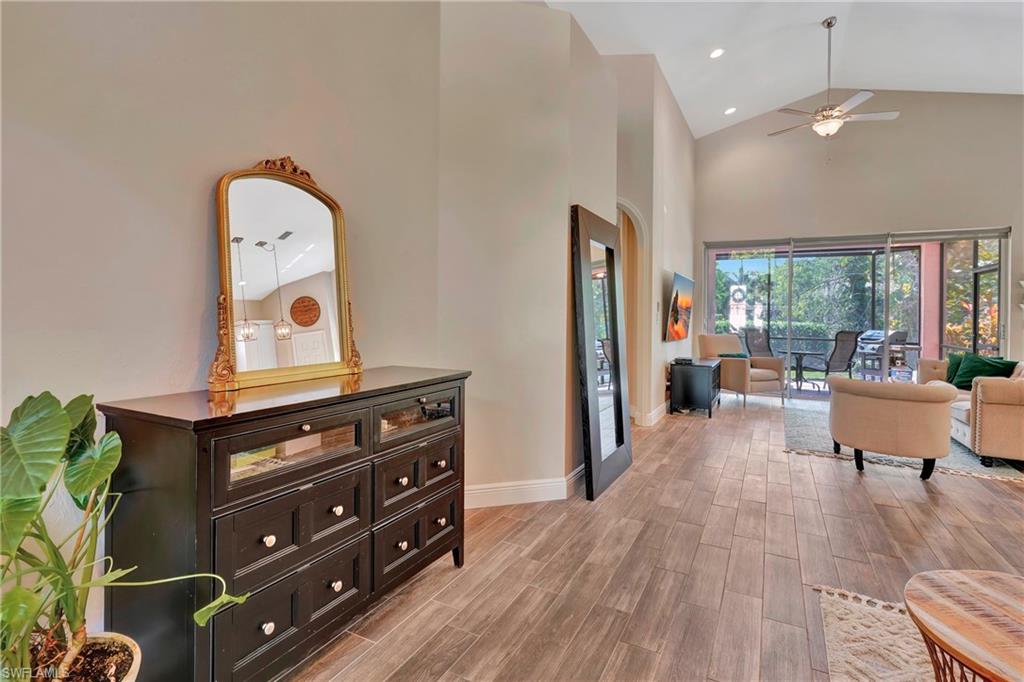 WILSHIRE LAKES - Residential