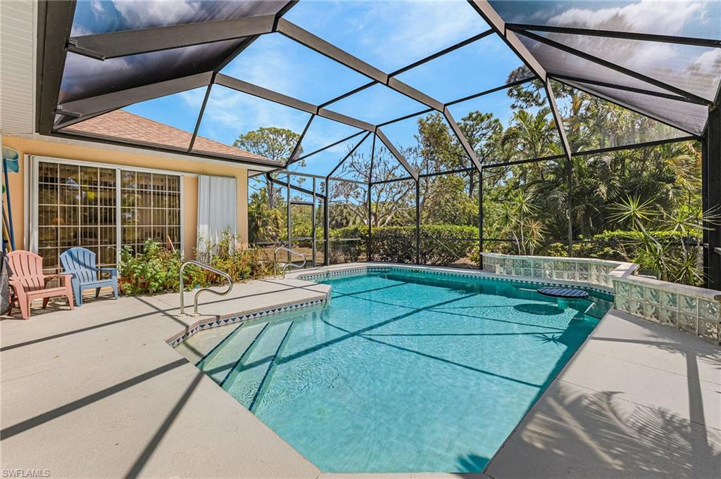 CHARLOTTE SHORES - Residential