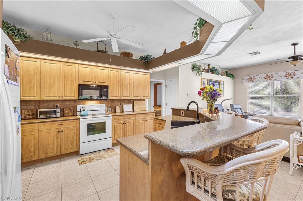 CHARLOTTE SHORES - Residential