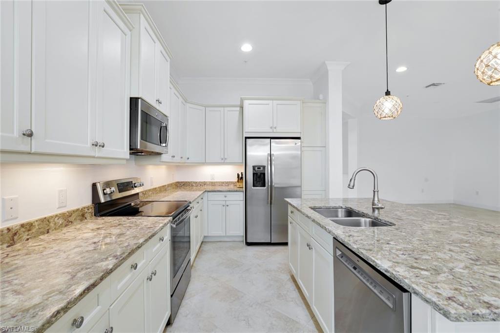 ISLES OF COLLIER PRESERVE - Residential