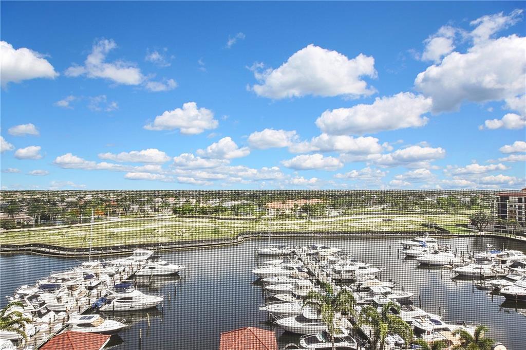 CAPE HARBOUR - Residential