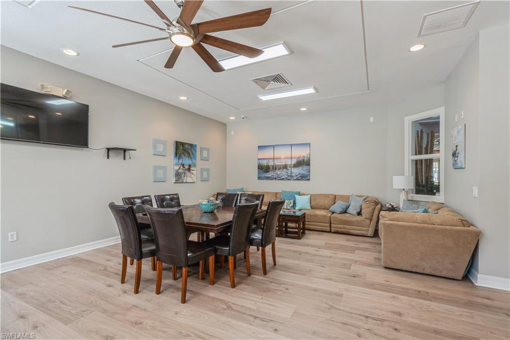 VAN LOON COMMONS - Residential