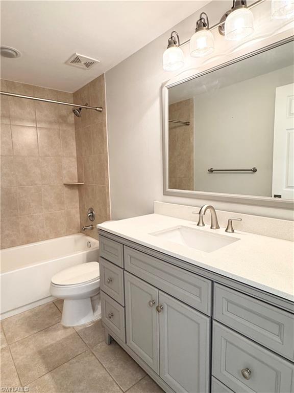 LAKESIDE HIDEAWAY - Residential Lease