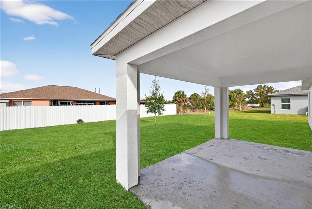 CAPE CORAL - Residential