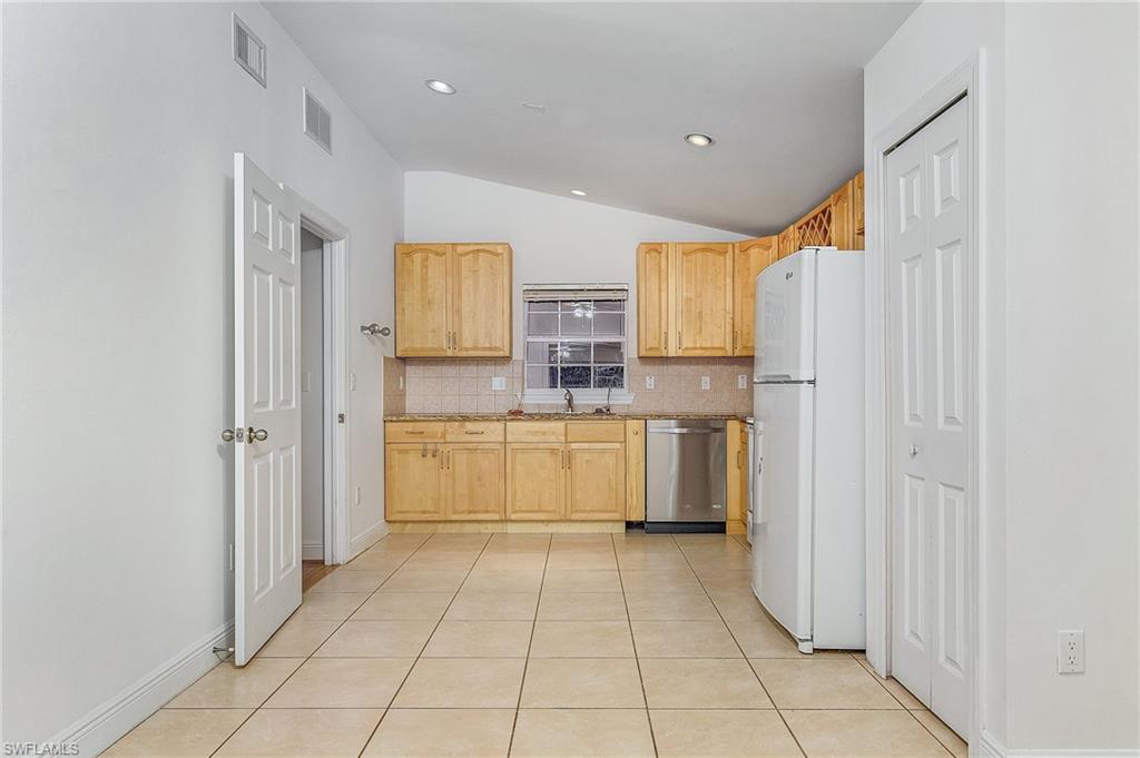 ARLINGTON TERRACE - Residential