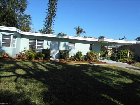 Photo of 375 4th AVE N, NAPLES, FL 34102 (MLS # 226025173)