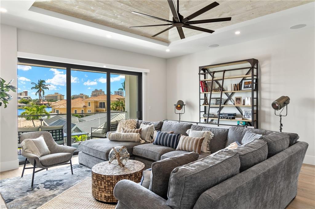 MARCO ISLAND - Residential