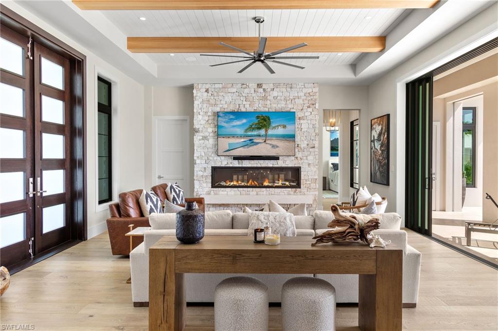 MARCO ISLAND - Residential