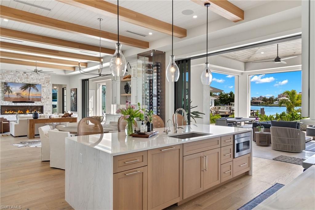 MARCO ISLAND - Residential