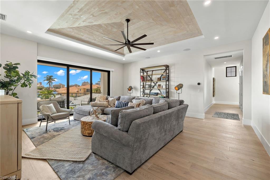 MARCO ISLAND - Residential