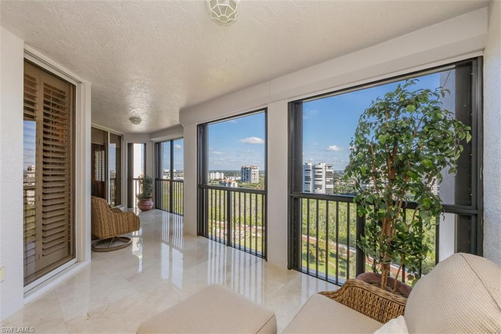 CARLYSLE AT BAY COLONY - Residential