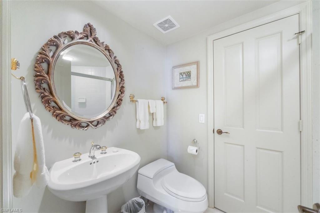 CARLYSLE AT BAY COLONY - Residential