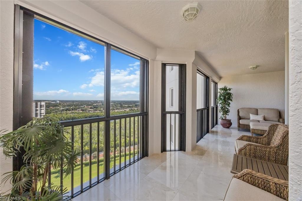 CARLYSLE AT BAY COLONY - Residential