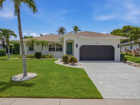 Photo of 122 Cyrus ST, MARCO ISLAND, FL 34145 (MLS # 226019189)