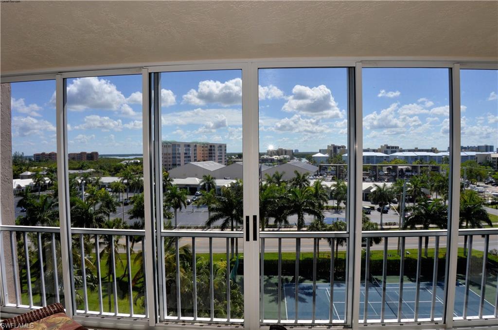 CRECIENTE - Residential